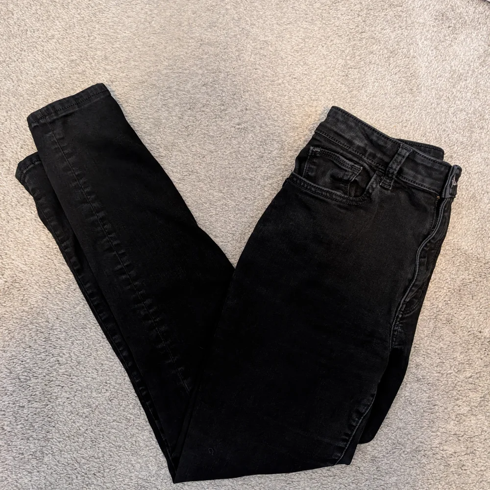 3 For $24 Arizona Jean Company Black Jeggings - Picture 5 of 8